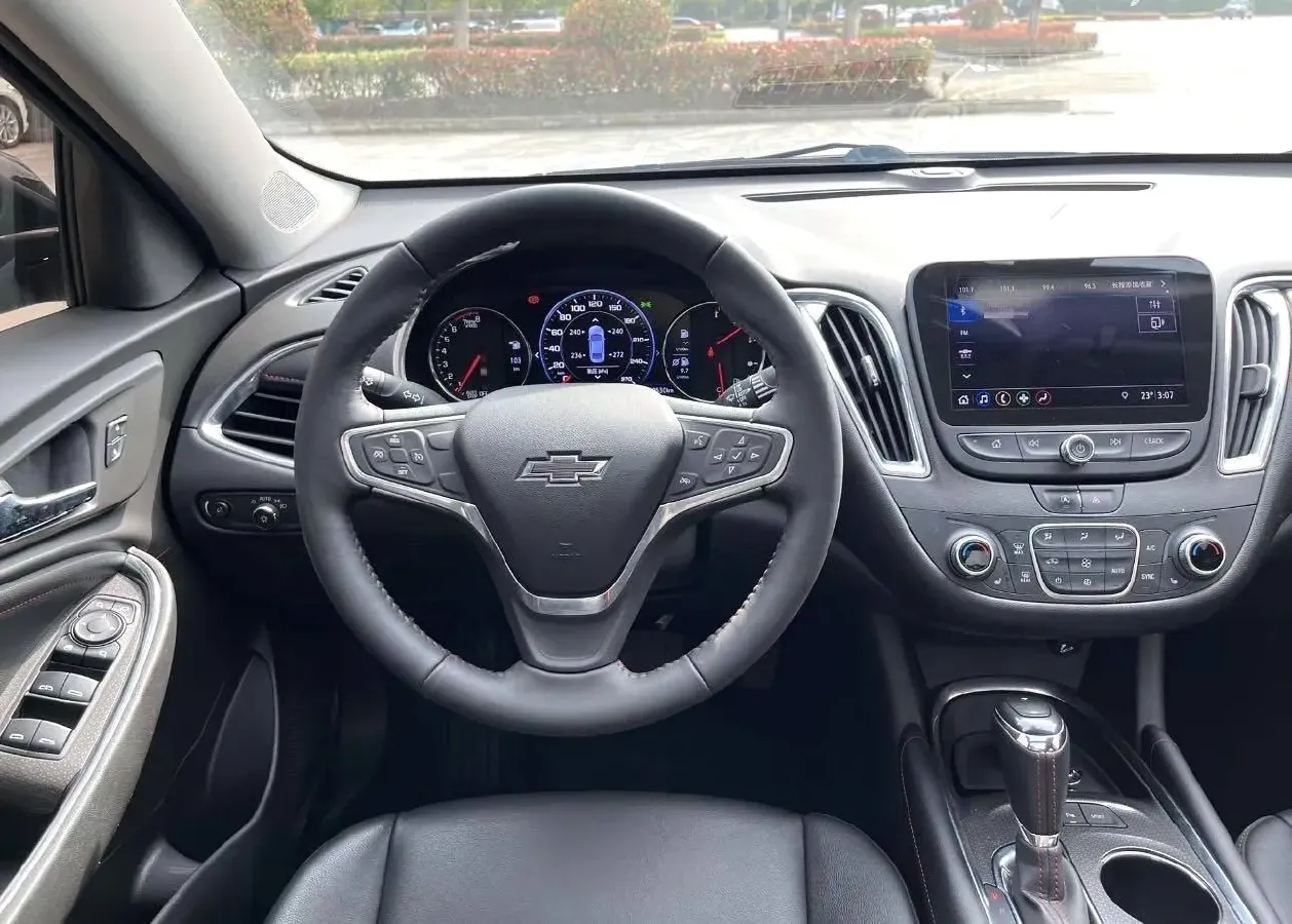 2021 Chevrolet Malibu XL 2.0T 237HP L4 9AT,autocango,china used car exporter,china ev exporter,chinese used car exporter,chinese used ev exporter