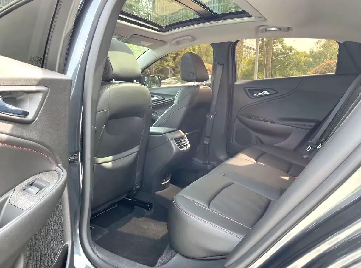 2021 Chevrolet Malibu XL 2.0T 237HP L4 9AT,autocango,china used car exporter,china ev exporter,chinese used car exporter,chinese used ev exporter