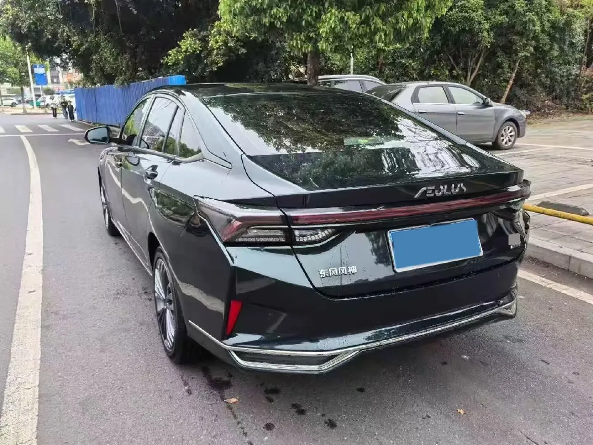 2021 DongFeng Aeolus YiXuan MAX 1.5T 190HP L4 7DCT,autocango,china used car exporter,china ev exporter,chinese used car exporter,chinese used ev exporter