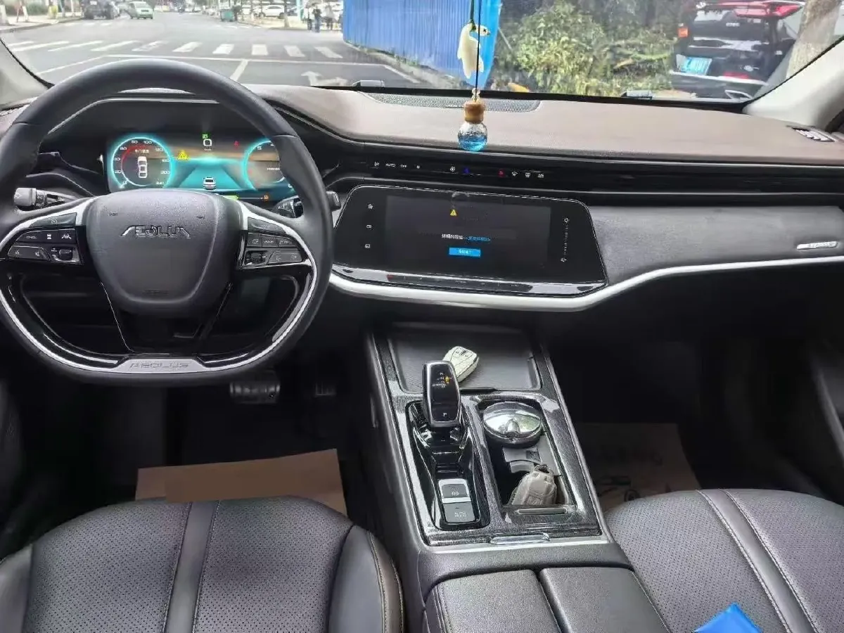 2021 DongFeng Aeolus YiXuan MAX 1.5T 190HP L4 7DCT,autocango,china used car exporter,china ev exporter,chinese used car exporter,chinese used ev exporter