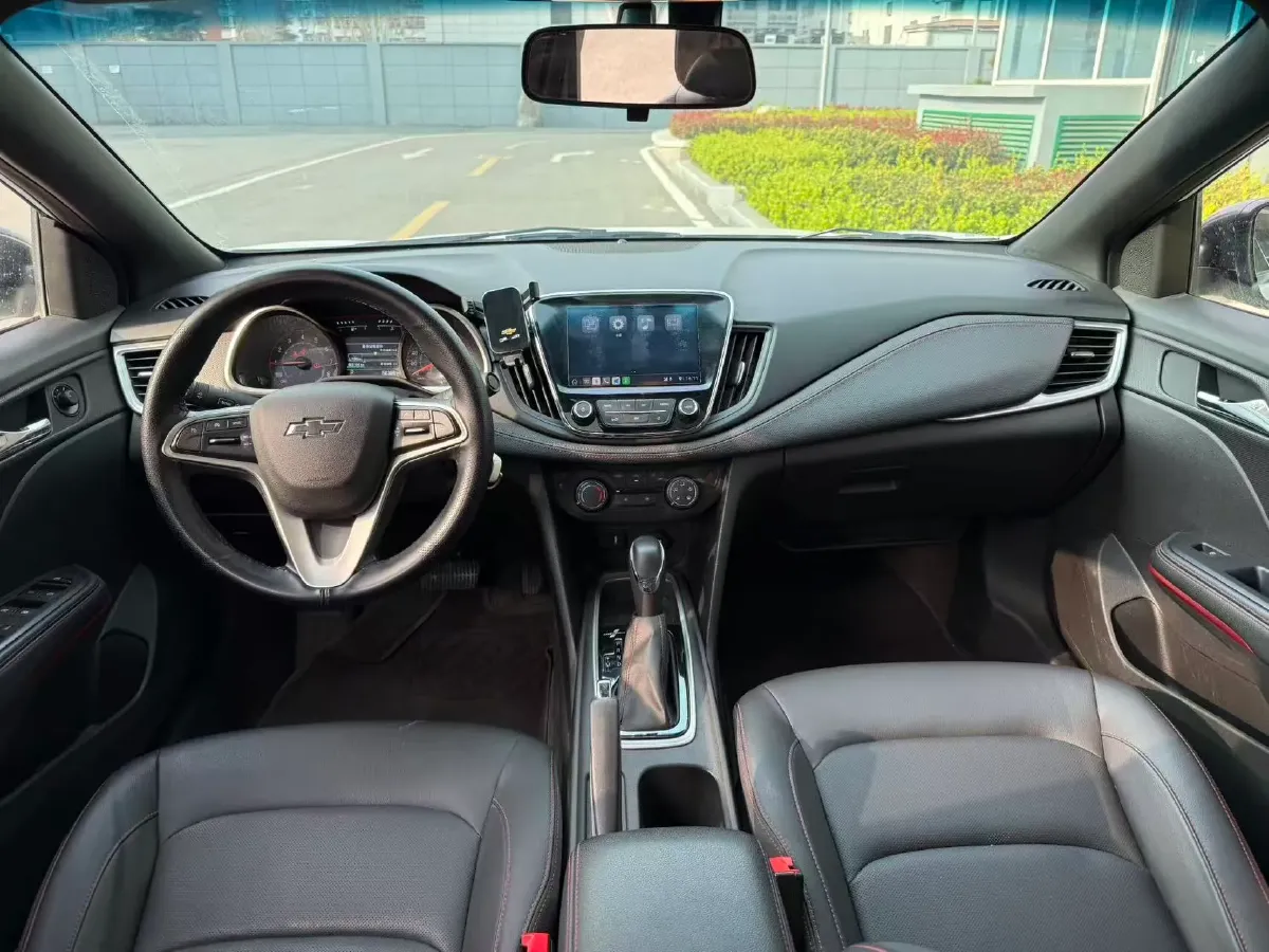 2022 Chevrolet Monza 1.3T 163HP L3 6AT,autocango,china used car exporter,china ev exporter,chinese used car exporter,chinese used ev exporter