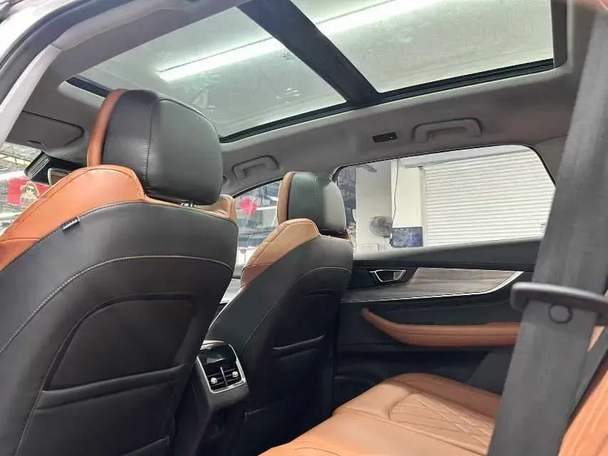 2021 Chery Tiggo 8 Plus 1.6T 197HP L4 7DCT,autocango,china used car exporter,china ev exporter,chinese used car exporter,chinese used ev exporter