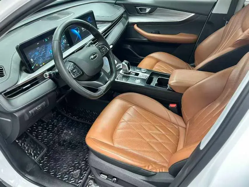 2021 Chery Tiggo 8 Plus 1.6T 197HP L4 7DCT,autocango,china used car exporter,china ev exporter,chinese used car exporter,chinese used ev exporter