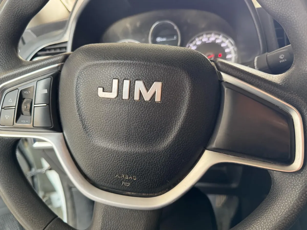 2022 Isuzu RE-MAX Jim 2.8T 120HP L4 5MT,autocango,china used car exporter,china ev exporter,chinese used car exporter,chinese used ev exporter