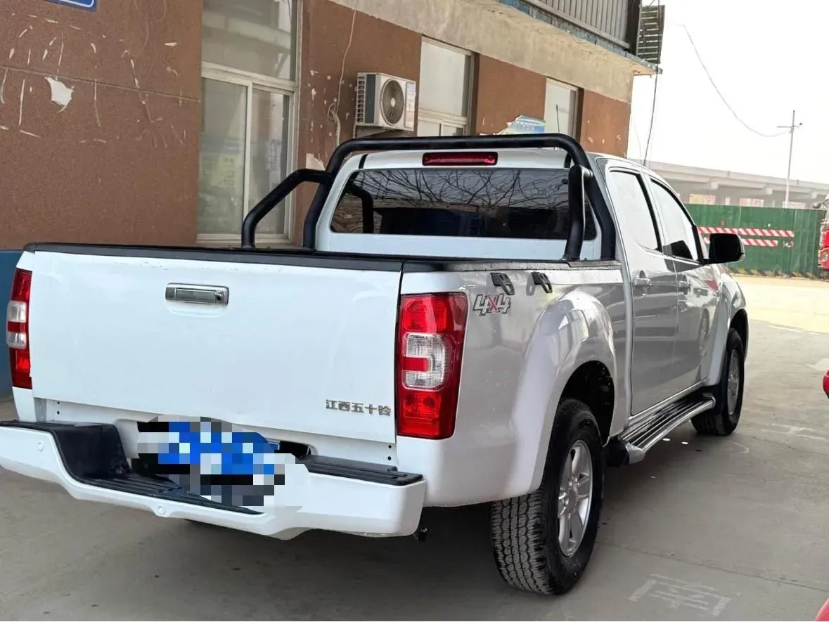 2022 Isuzu RE-MAX Jim 2.8T 120HP L4 5MT,autocango,china used car exporter,china ev exporter,chinese used car exporter,chinese used ev exporter
