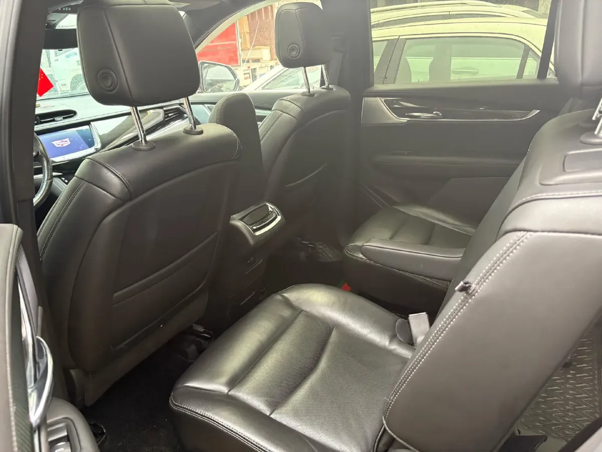 2020 Cadillac XT6 2.0T 237HP L4 9AT,autocango,china used car exporter,china ev exporter,chinese used car exporter,chinese used ev exporter