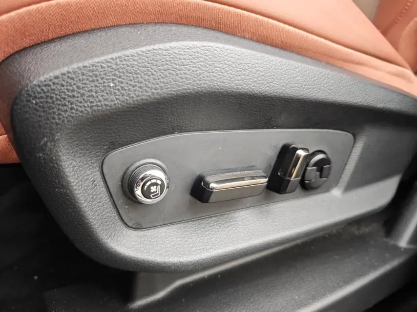 2020 NIO EC6 BEV 70KWH,autocango,china used car exporter,china ev exporter,chinese used car exporter,chinese used ev exporter