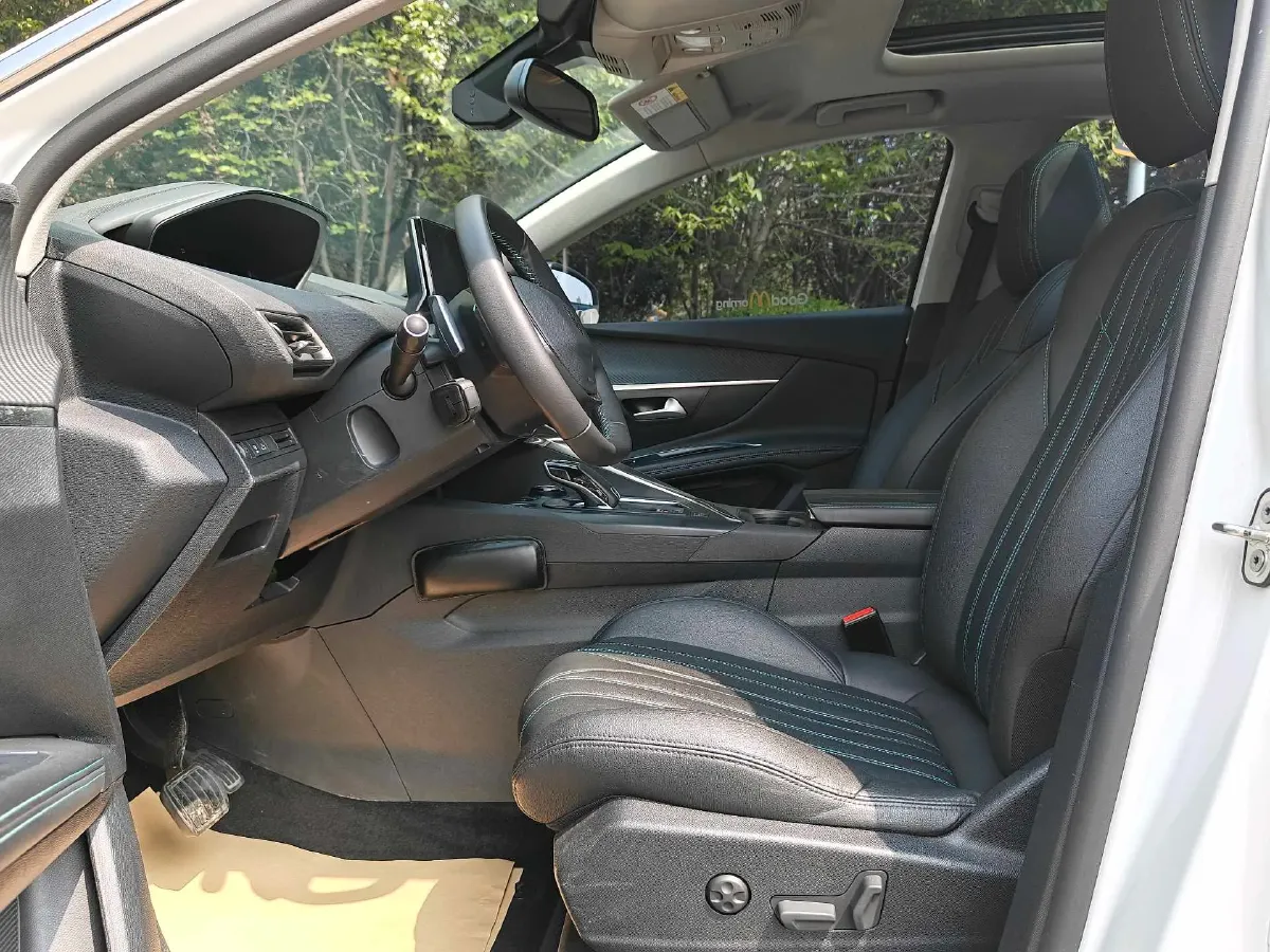 2023 Peugeot 5008 1.8T 211HP L4 8AT,autocango,china used car exporter,china ev exporter,chinese used car exporter,chinese used ev exporter