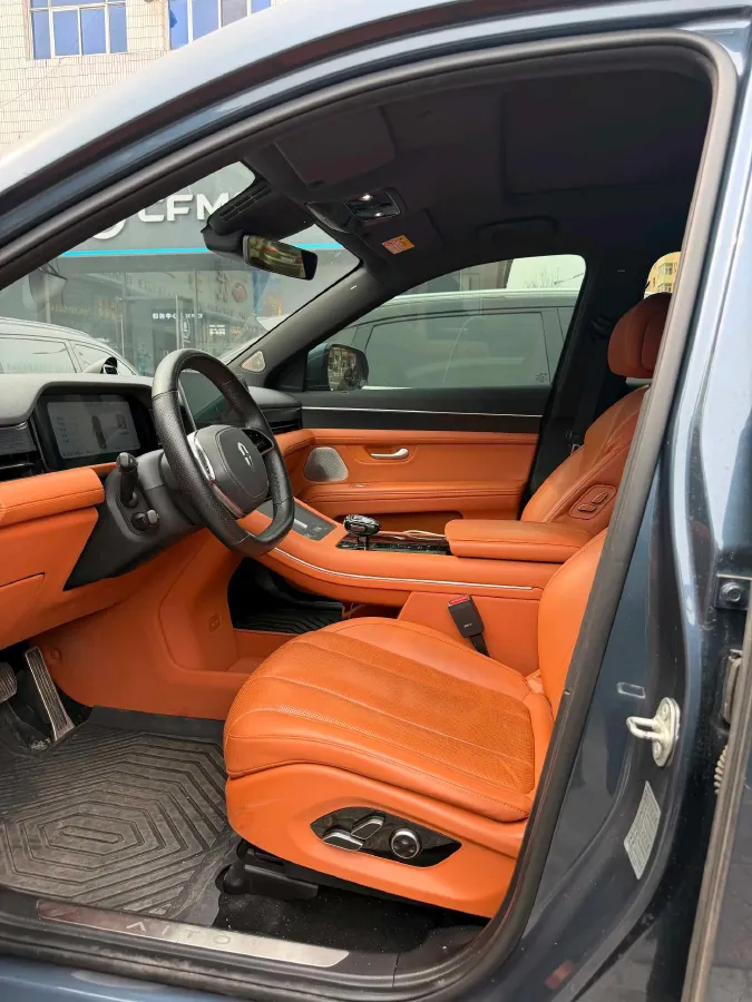 2024 AITO AITO M7 1.5T 152HP L4 REEV 42KWH,autocango,china used car exporter,china ev exporter,chinese used car exporter,chinese used ev exporter