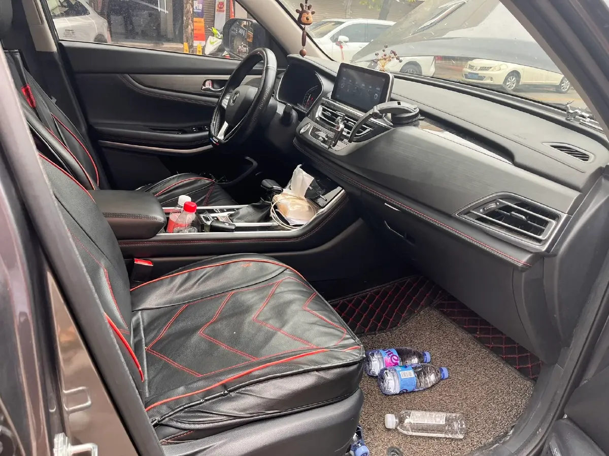 2021 ChangAn CS75 1.5T 178HP L4 7DCT,autocango,china used car exporter,china ev exporter,chinese used car exporter,chinese used ev exporter