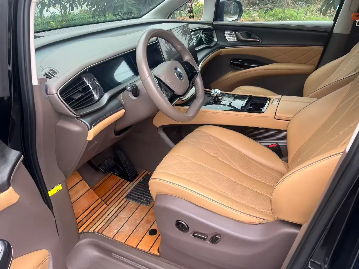 2022 Mercedes-Benz GLC Class 2.0T 197HP L4 9AT,autocango,china used car exporter,china ev exporter,chinese used car exporter,chinese used ev exporter