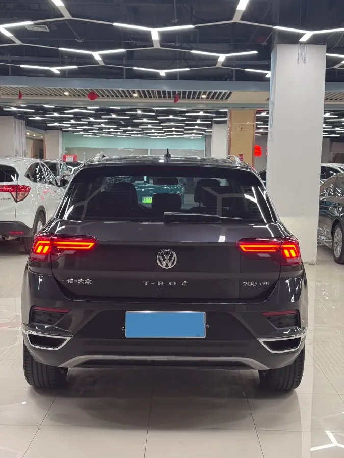 2020 Volkswagen T-Roc 1.4T 150HP L4 7DCT,autocango,china used car exporter,china ev exporter,chinese used car exporter,chinese used ev exporter