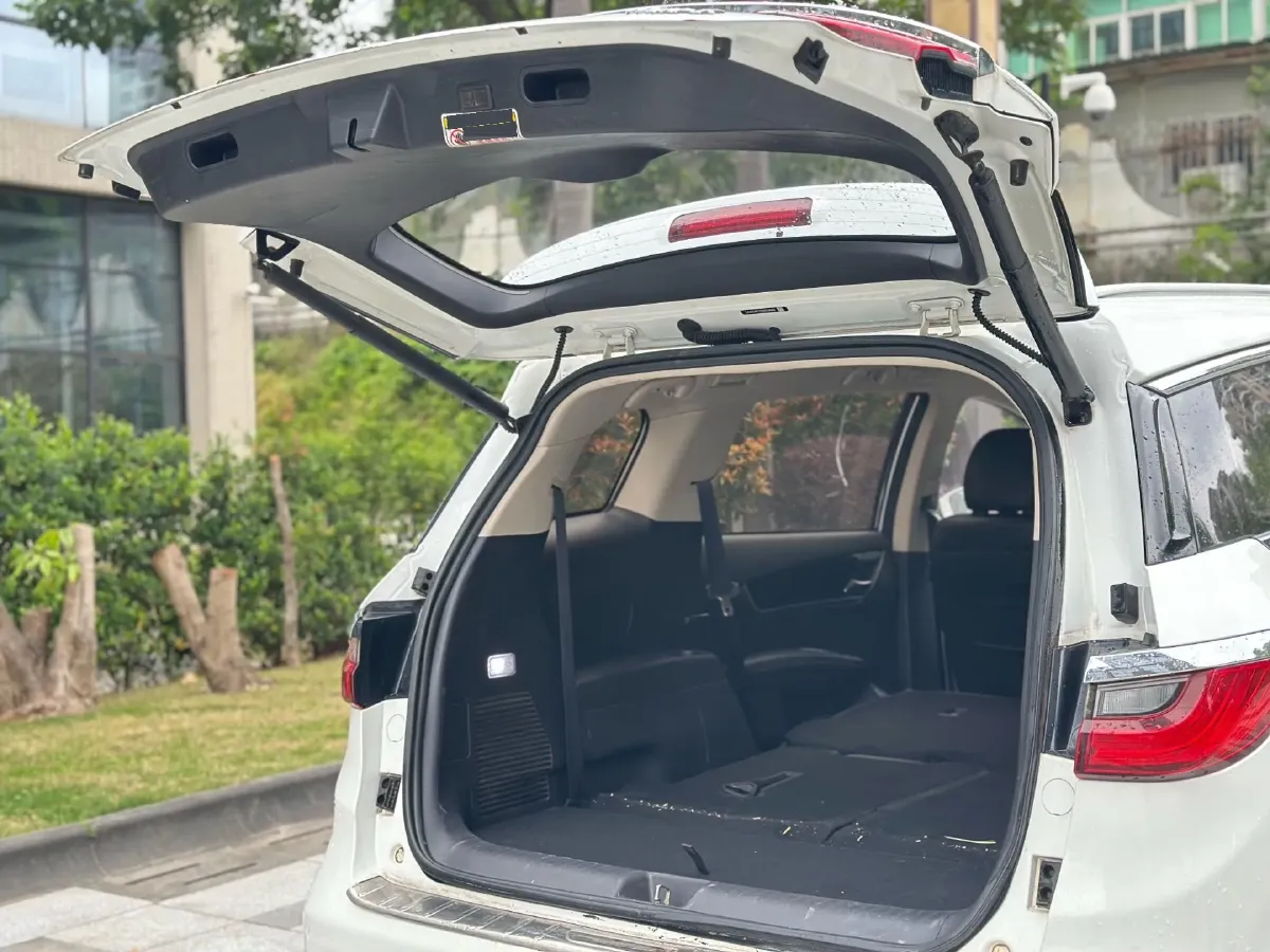 2017 BYD Song MAX 1.5T 154HP L4 6DCT,autocango,china used car exporter,china ev exporter,chinese used car exporter,chinese used ev exporter