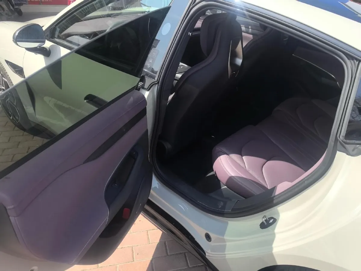 2024 MI SU7 BEV 94.3KWH,autocango,china used car exporter,china ev exporter,chinese used car exporter,chinese used ev exporter