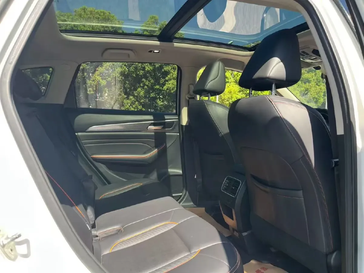 2021 Haval F7 2.0T 224HP L4 7DCT,autocango,china used car exporter,china ev exporter,chinese used car exporter,chinese used ev exporter