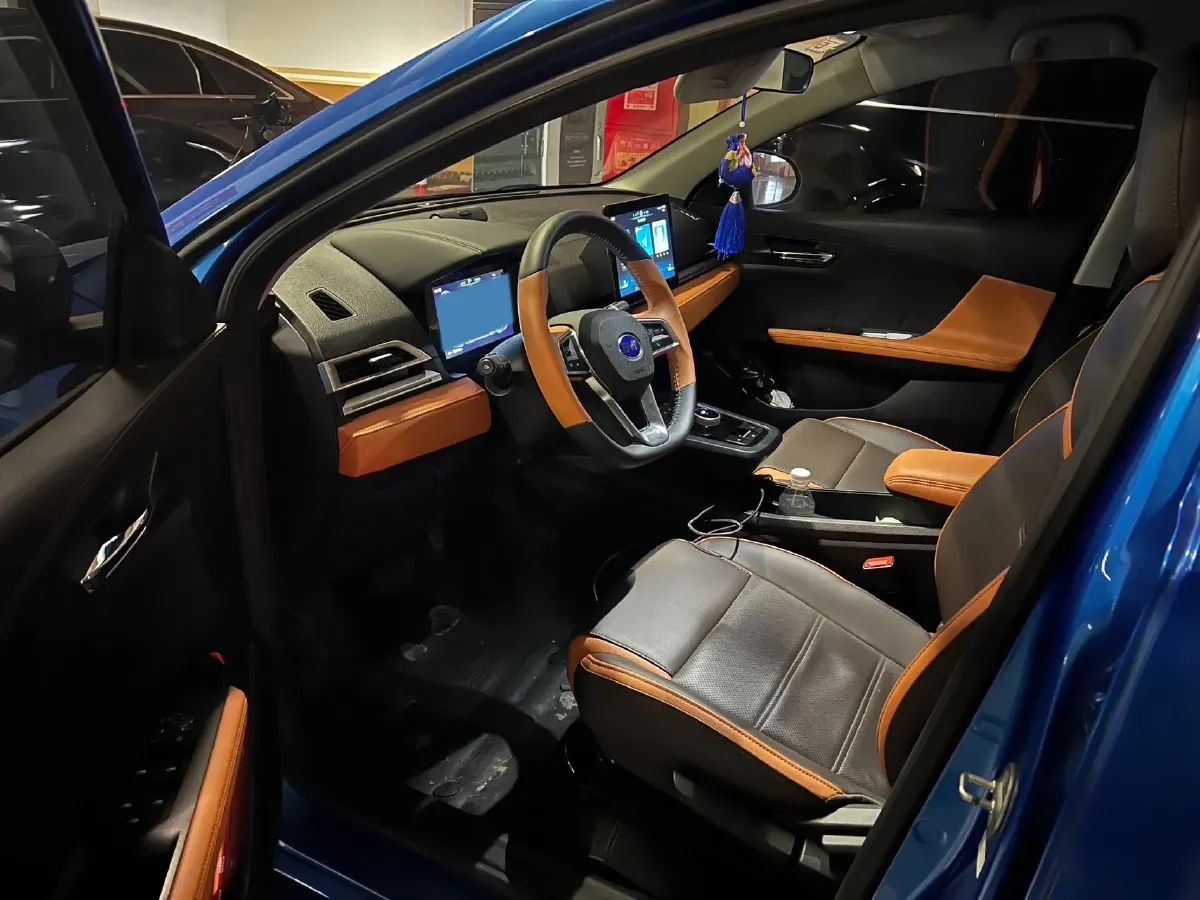 2021 MG Pilot 1.5T 173HP L4 7DCT,autocango,china used car exporter,china ev exporter,chinese used car exporter,chinese used ev exporter