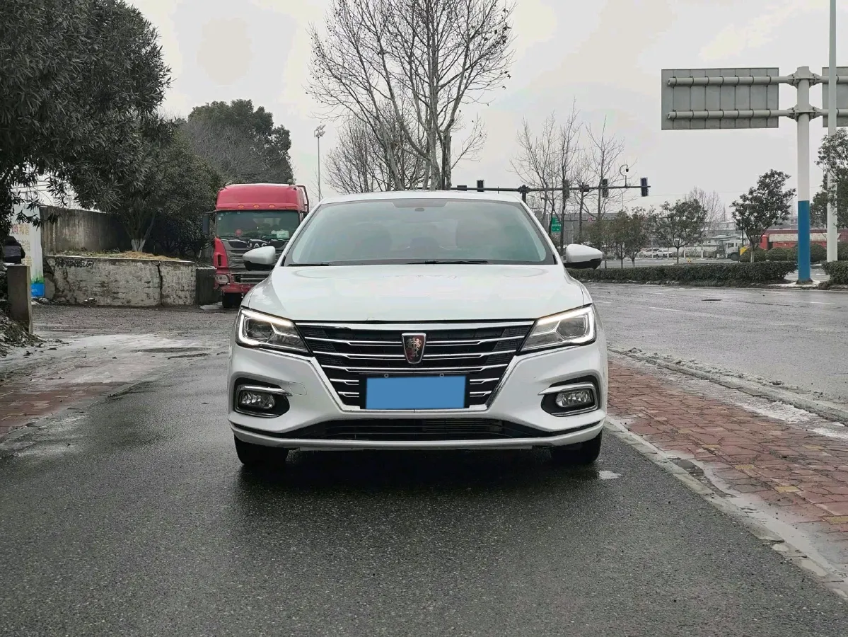 2019 Roewe i5 1.5L 120HP L4 CVT,autocango,china used car exporter,china ev exporter,chinese used car exporter,chinese used ev exporter