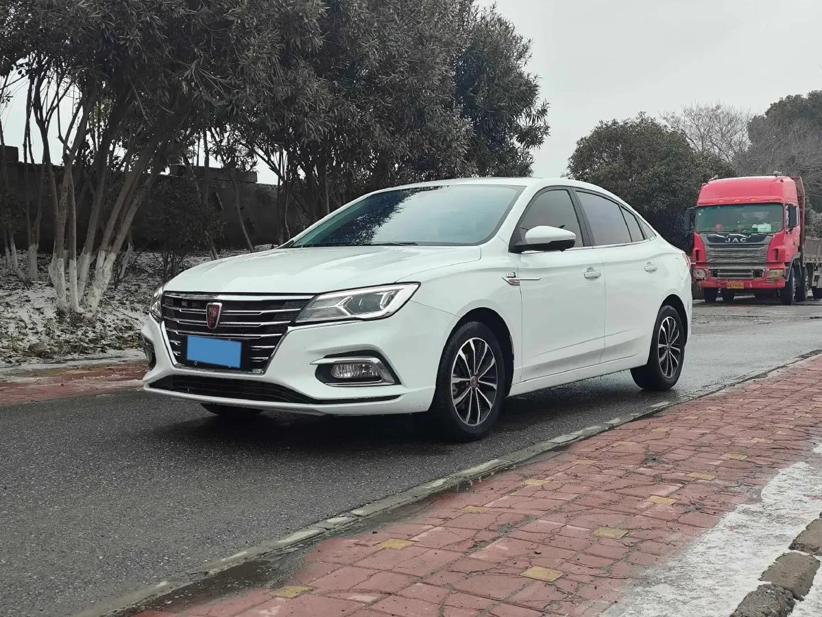 2019 Roewe i5 1.5L 120HP L4 CVT,autocango,china used car exporter,china ev exporter,chinese used car exporter,chinese used ev exporter
