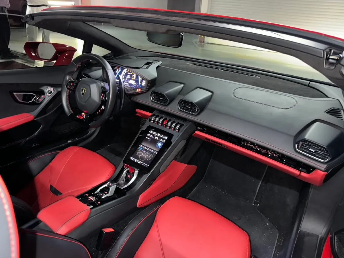 2019 Lamborghini Huracán 5.2L 640HP V10 7DCT,autocango,china used car exporter,china ev exporter,chinese used car exporter,chinese used ev exporter