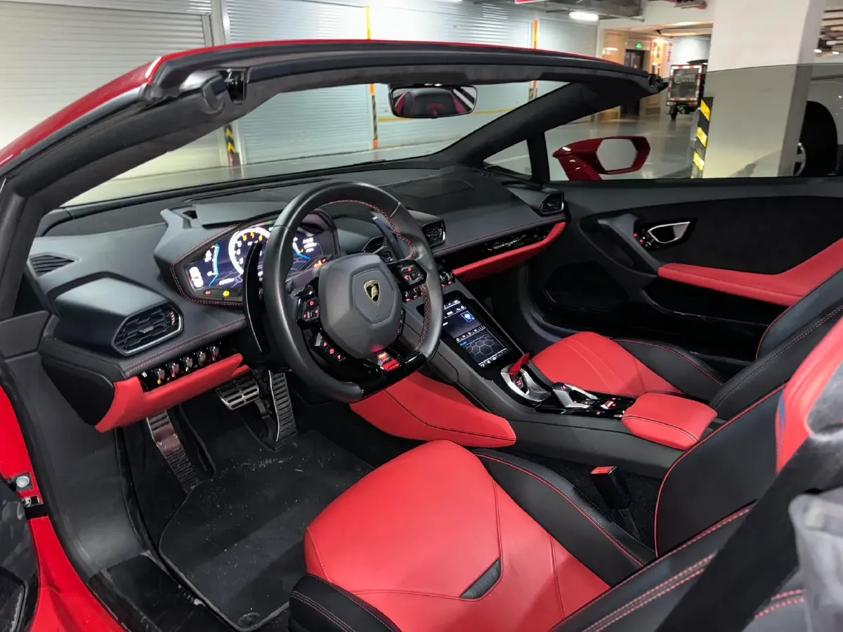 2019 Lamborghini Huracán 5.2L 640HP V10 7DCT,autocango,china used car exporter,china ev exporter,chinese used car exporter,chinese used ev exporter