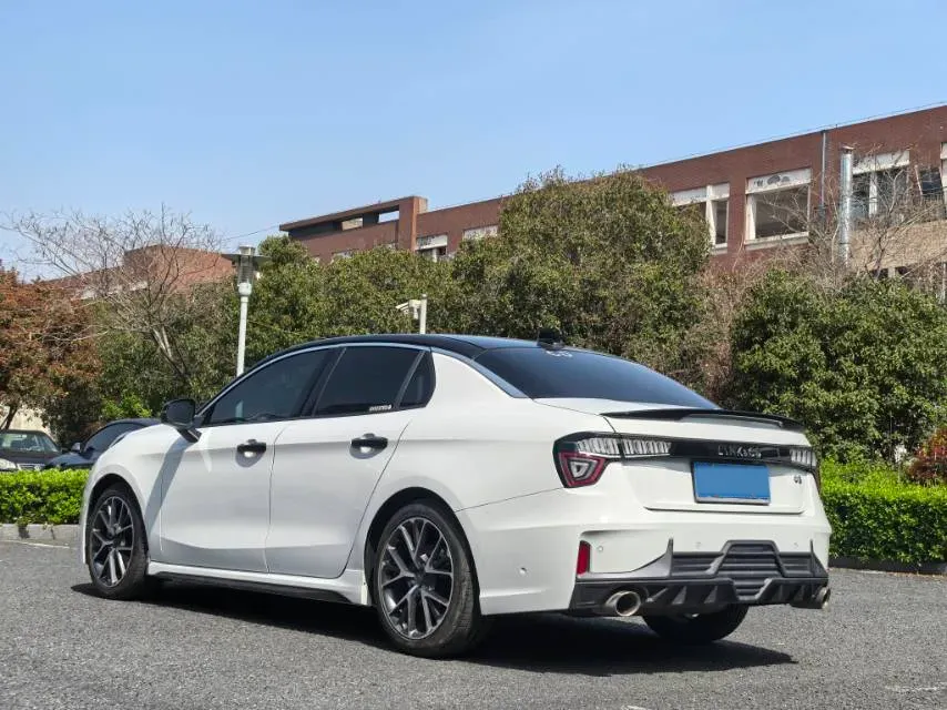 2022 LYNK&CO 03 2.0T 190HP L4 7DCT,autocango,china used car exporter,china ev exporter,chinese used car exporter,chinese used ev exporter