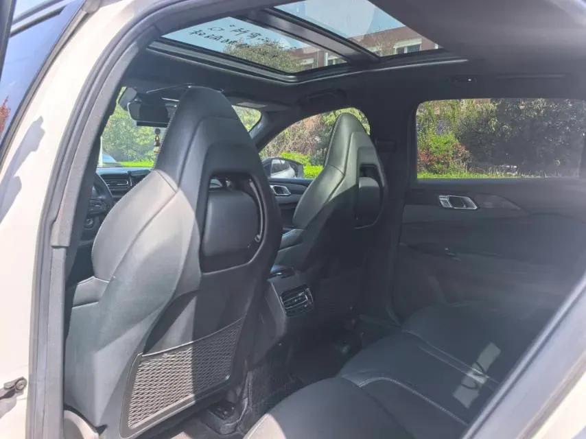 2022 LYNK&CO 03 2.0T 190HP L4 7DCT,autocango,china used car exporter,china ev exporter,chinese used car exporter,chinese used ev exporter