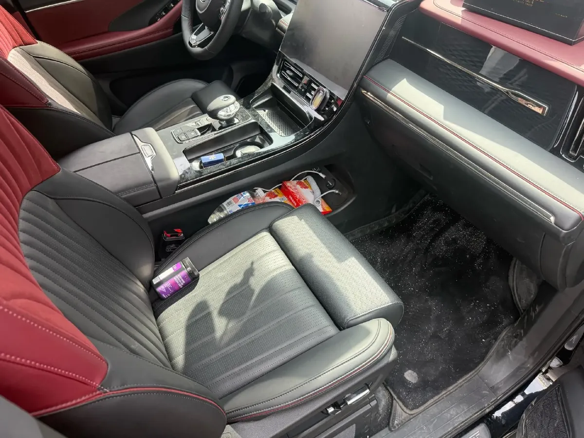 2024 GAC Trumpchi M8 2.0T 252HP L4 8AT,autocango,china used car exporter,china ev exporter,chinese used car exporter,chinese used ev exporter