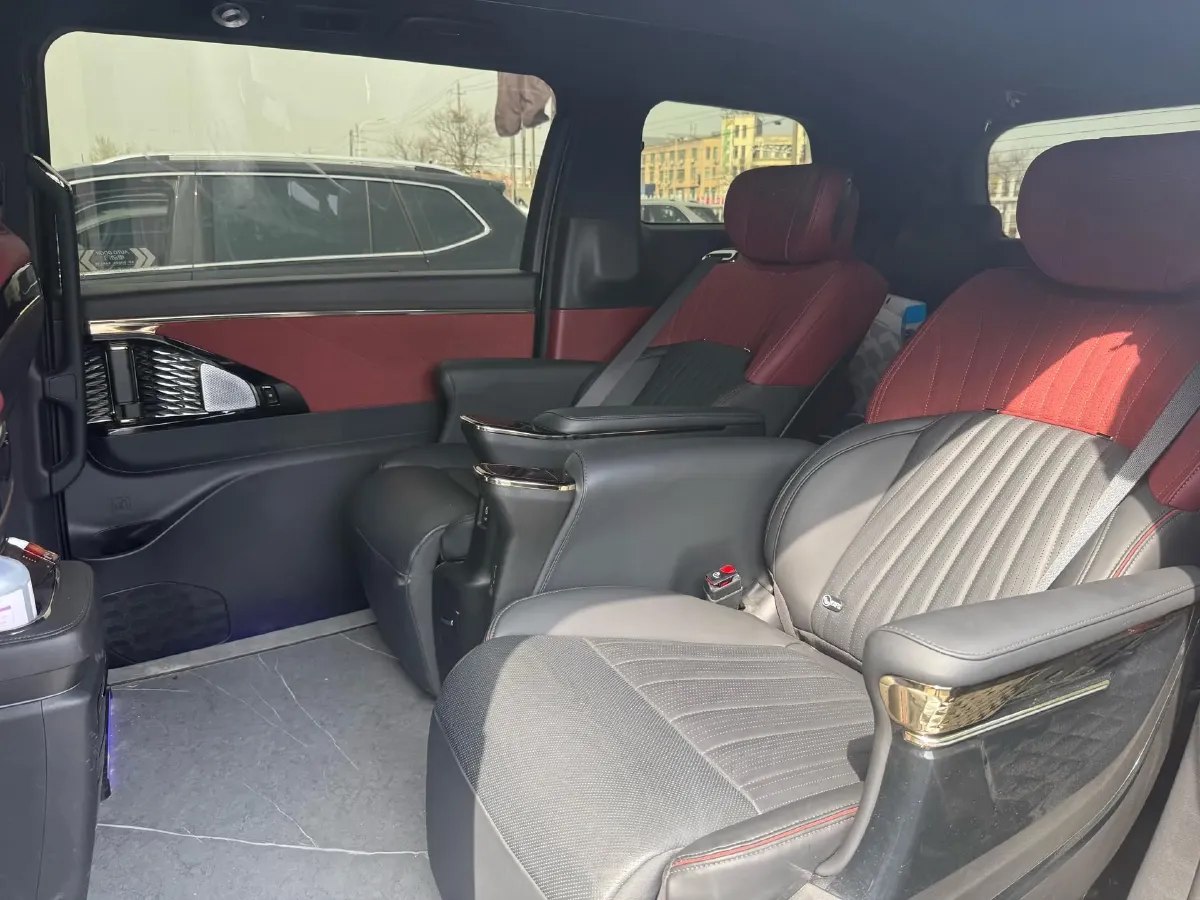 2024 GAC Trumpchi M8 2.0T 252HP L4 8AT,autocango,china used car exporter,china ev exporter,chinese used car exporter,chinese used ev exporter