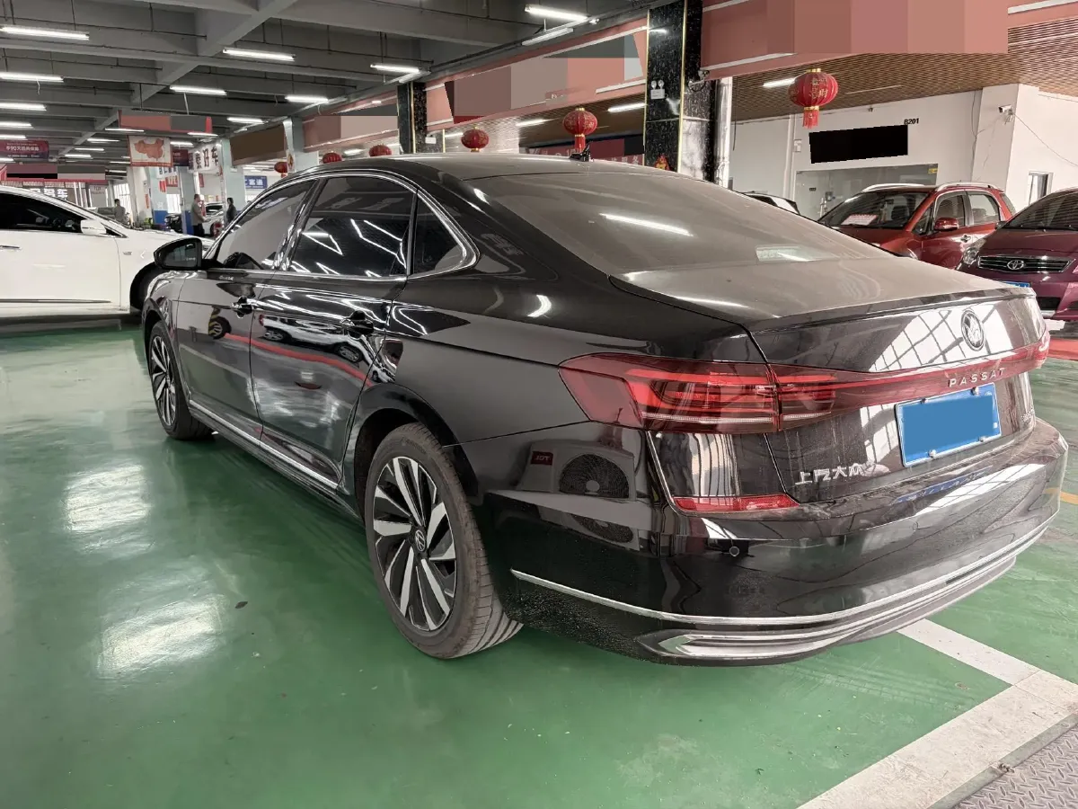 2024 Volkswagen Passat 2.0T 220HP L4 7DCT,autocango,china used car exporter,china ev exporter,chinese used car exporter,chinese used ev exporter
