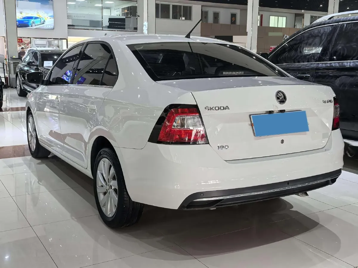 2018 Skoda Rapid 1.6L 110HP L4 6AT,autocango,china used car exporter,china ev exporter,chinese used car exporter,chinese used ev exporter