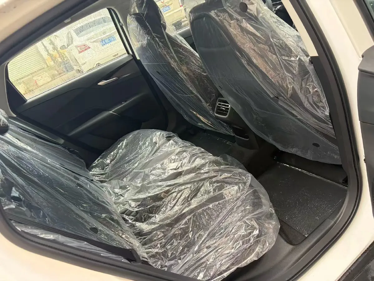 2022 ChangAn Raeton CC 1.5T 188HP L4 7DCT,autocango,china used car exporter,china ev exporter,chinese used car exporter,chinese used ev exporter