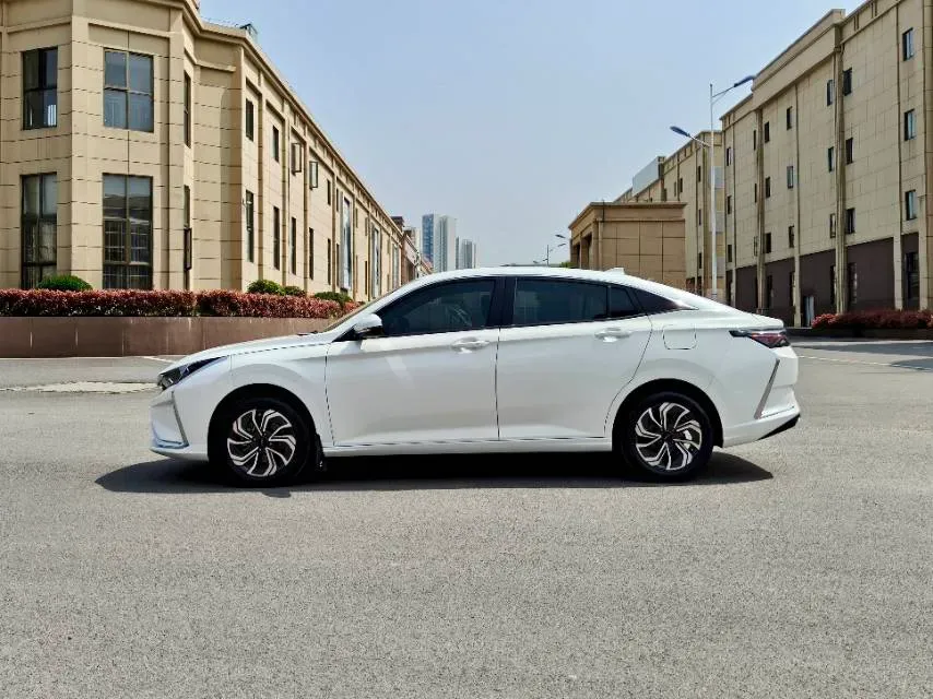 2021 DongFeng Aeolus YiXuan 1.5T 150HP L4 6DCT,autocango,china used car exporter,china ev exporter,chinese used car exporter,chinese used ev exporter