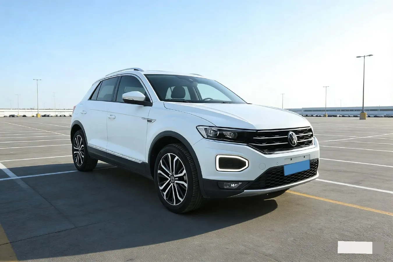 2022 Volkswagen T-Roc 1.4T 150HP L4 7DCT,autocango,china used car exporter,china ev exporter,chinese used car exporter,chinese used ev exporter