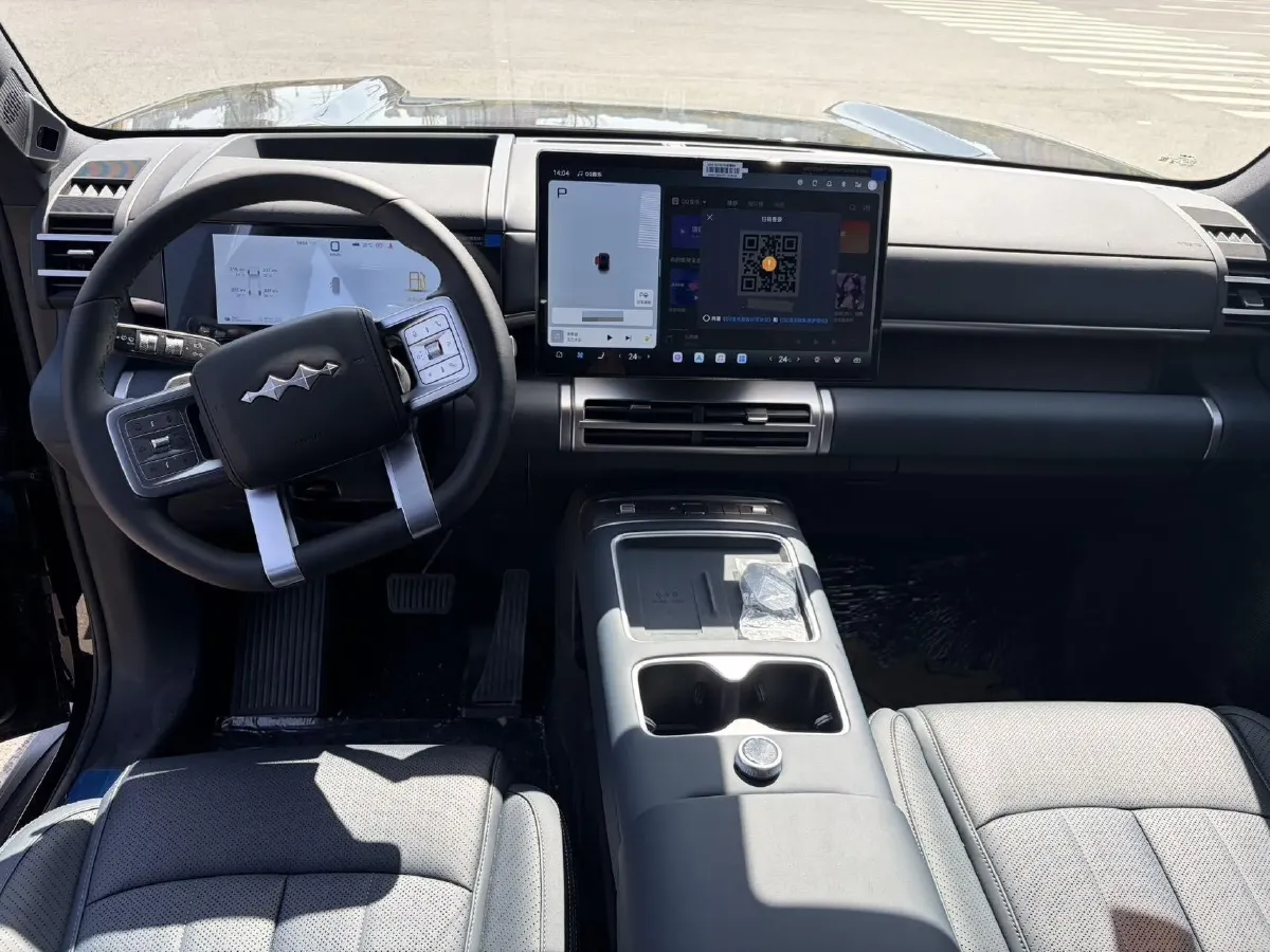 2025 FangChengBao Tai 7 1.5T 156HP L4 E-CVT PHEV,autocango,china used car exporter,china ev exporter,chinese used car exporter,chinese used ev exporter