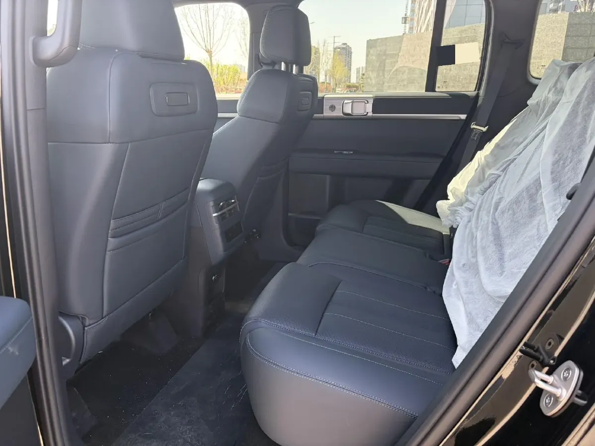 2025 FangChengBao Tai 7 1.5T 156HP L4 E-CVT PHEV,autocango,china used car exporter,china ev exporter,chinese used car exporter,chinese used ev exporter