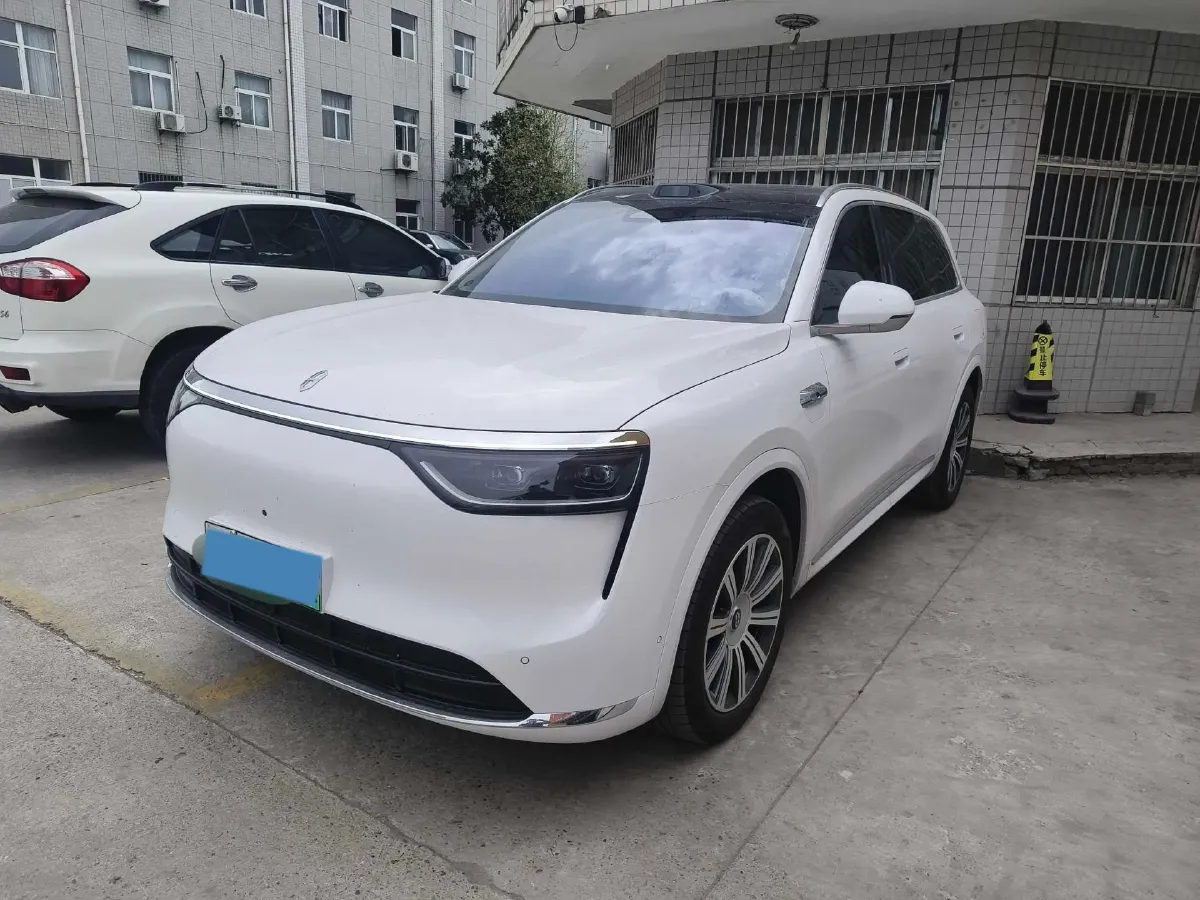 2025 AITO AITO M8 REEV 160HP REEV 53.4KWH,autocango,china used car exporter,china ev exporter,chinese used car exporter,chinese used ev exporter