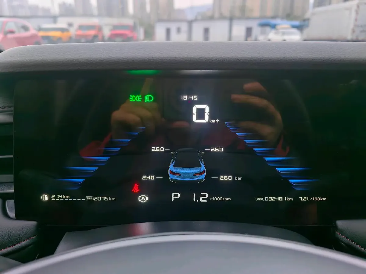 2023 Roewe i5 1.5L 129HP L4 CVT,autocango,china used car exporter,china ev exporter,chinese used car exporter,chinese used ev exporter