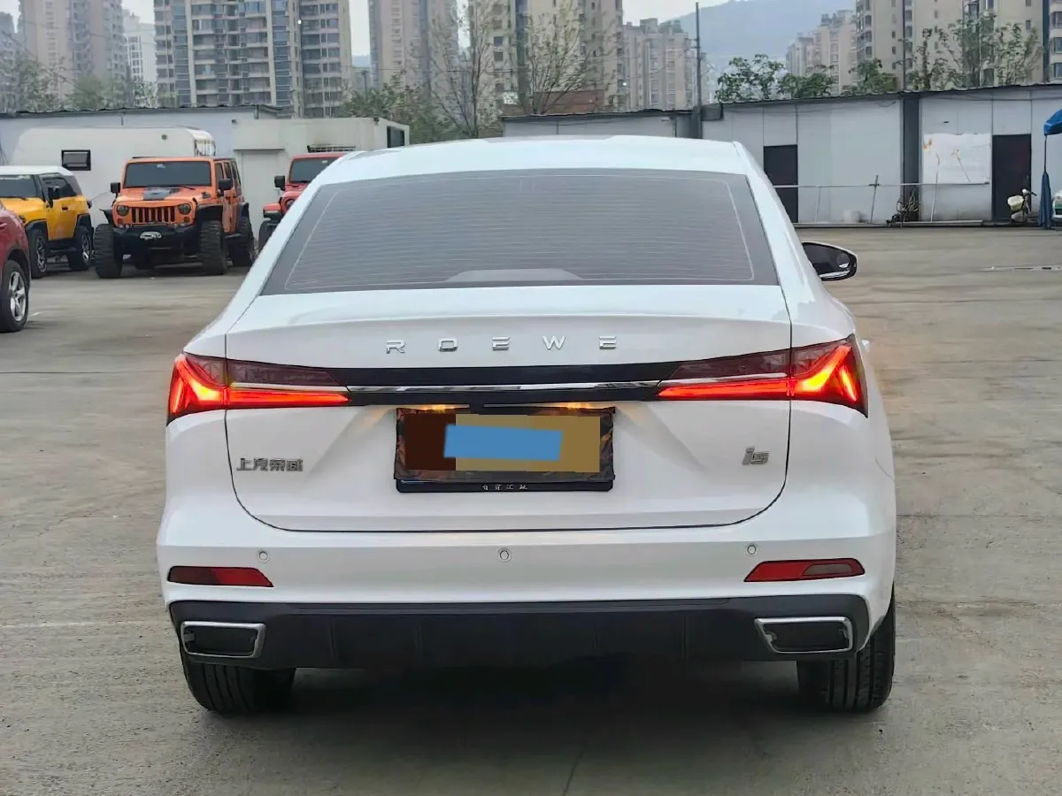 2023 Roewe i5 1.5L 129HP L4 CVT,autocango,china used car exporter,china ev exporter,chinese used car exporter,chinese used ev exporter