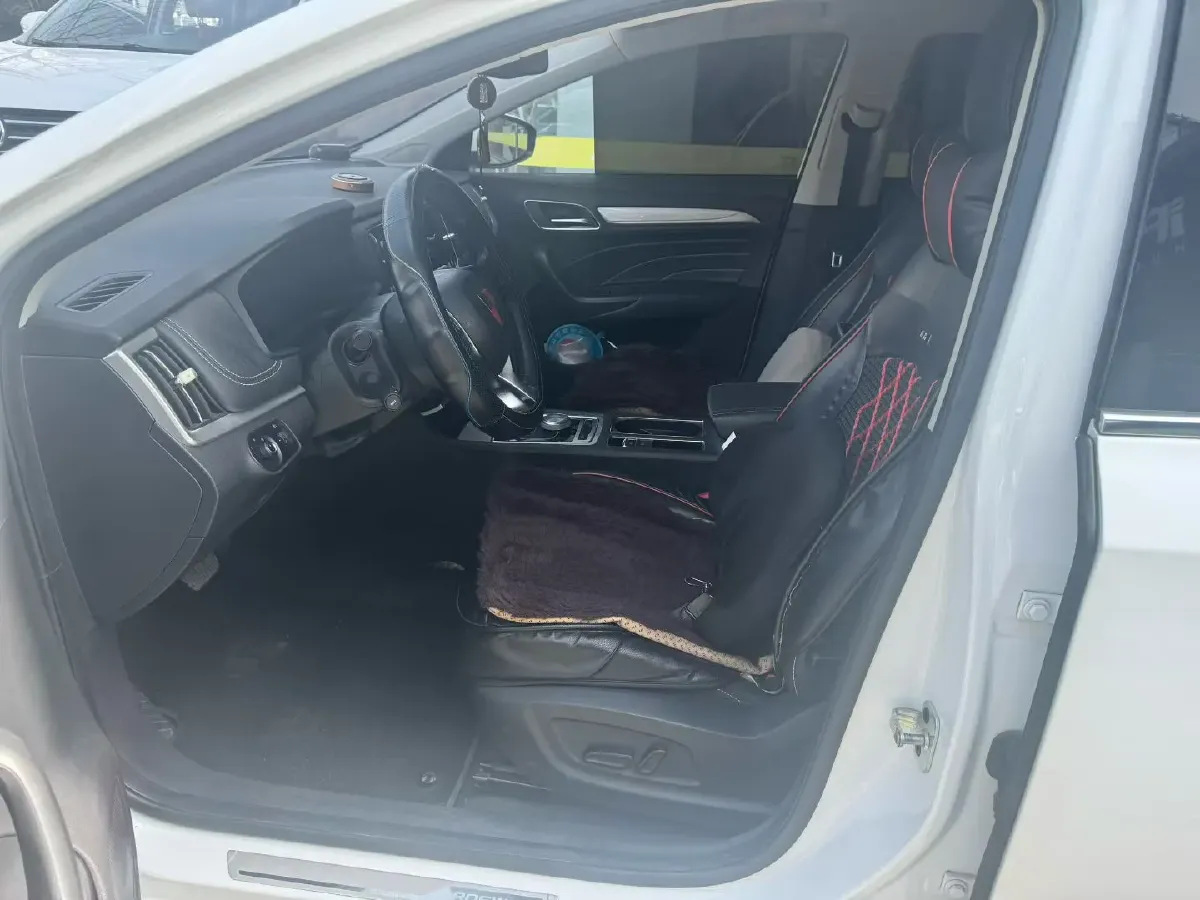 2017 Roewe i6 1.0T 125HP L3 2AT PHEV,autocango,china used car exporter,china ev exporter,chinese used car exporter,chinese used ev exporter