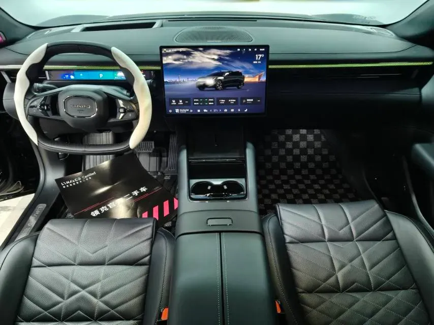 2025 LYNK&CO 10 EM-P 1.5T 163HP L4 3DHT PHEV,autocango,china used car exporter,china ev exporter,chinese used car exporter,chinese used ev exporter