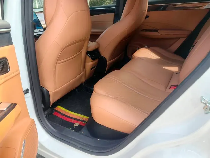 2025 Geely Galaxy L7 1.5L 112HP L4 1DHT PHEV 18.4KWH,autocango,china used car exporter,china ev exporter,chinese used car exporter,chinese used ev exporter