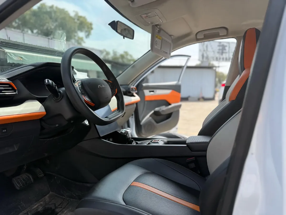 2023 DongFeng Aeolus YiXuan 1.5L 125HP L4 6DCT,autocango,china used car exporter,china ev exporter,chinese used car exporter,chinese used ev exporter