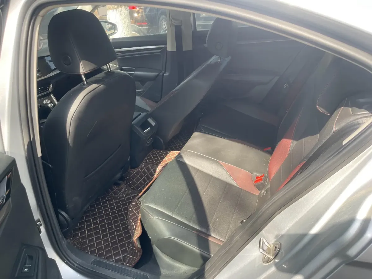 2019 MAXUS T60 2.0T 218HP L4 6AT,autocango,china used car exporter,china ev exporter,chinese used car exporter,chinese used ev exporter