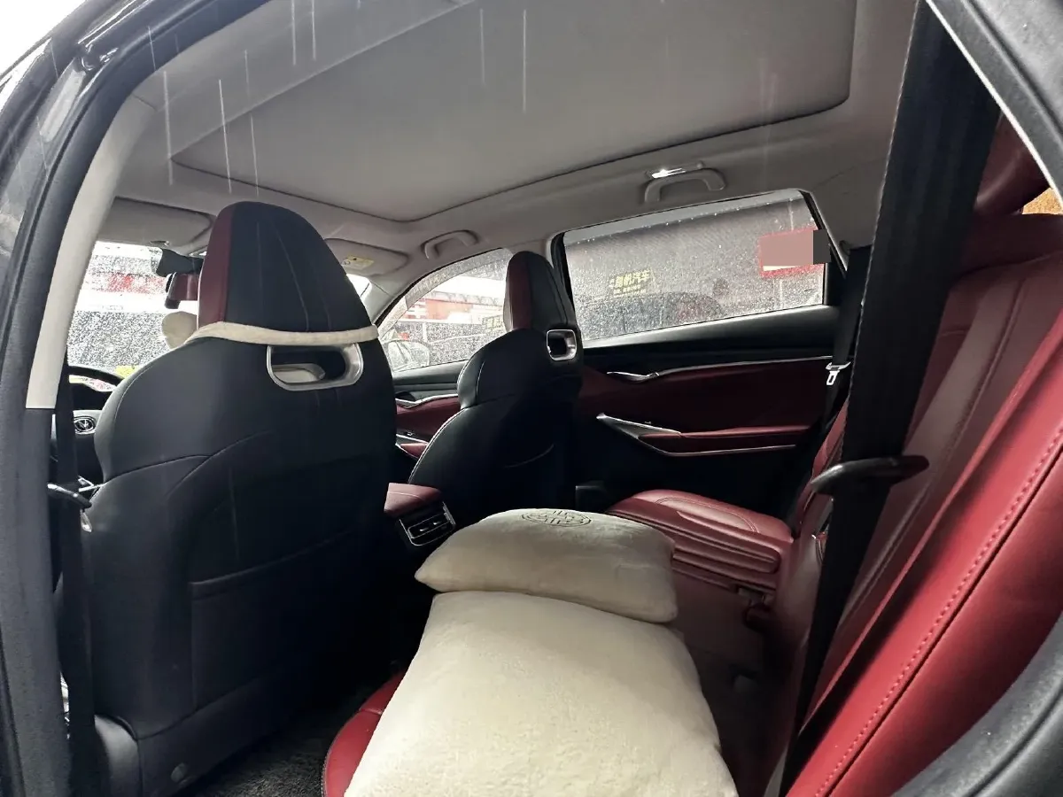 2020 ChangAn CS75 Plus 2.0T 233HP L4 8AT,autocango,china used car exporter,china ev exporter,chinese used car exporter,chinese used ev exporter