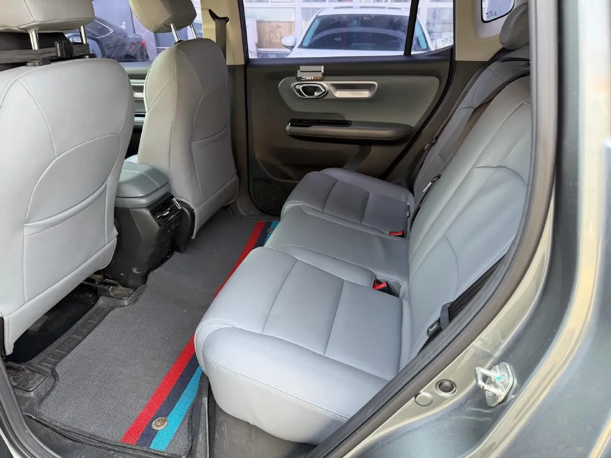 2022 Geely Okavango 1.8T 184HP L4 7DCT,autocango,china used car exporter,china ev exporter,chinese used car exporter,chinese used ev exporter