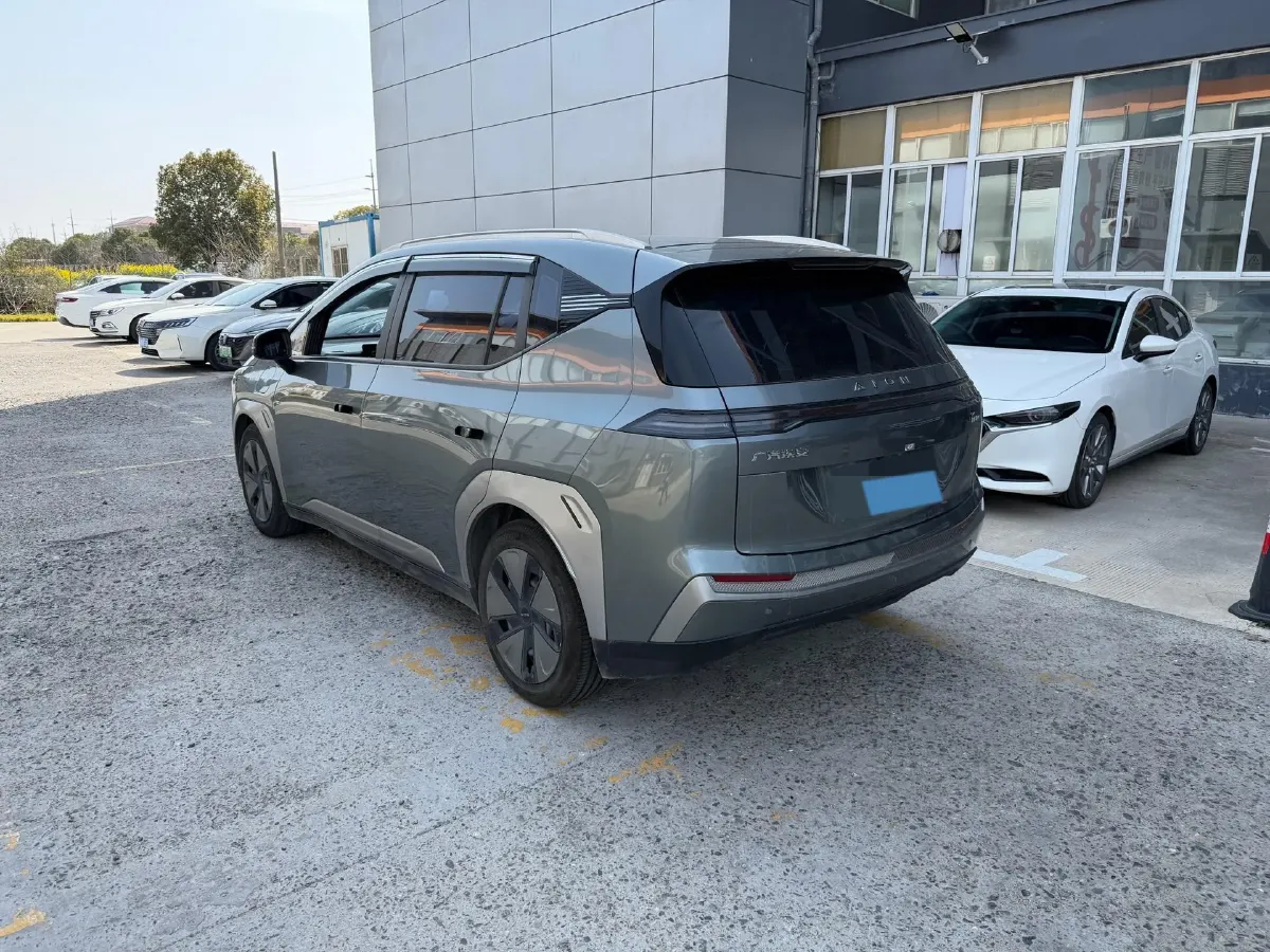 2022 Geely Okavango 1.8T 184HP L4 7DCT,autocango,china used car exporter,china ev exporter,chinese used car exporter,chinese used ev exporter
