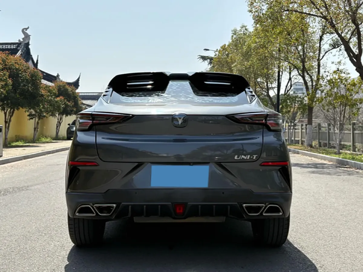 2020 ChangAn UNI-T 1.5T 180HP L4 7DCT,autocango,china used car exporter,china ev exporter,chinese used car exporter,chinese used ev exporter