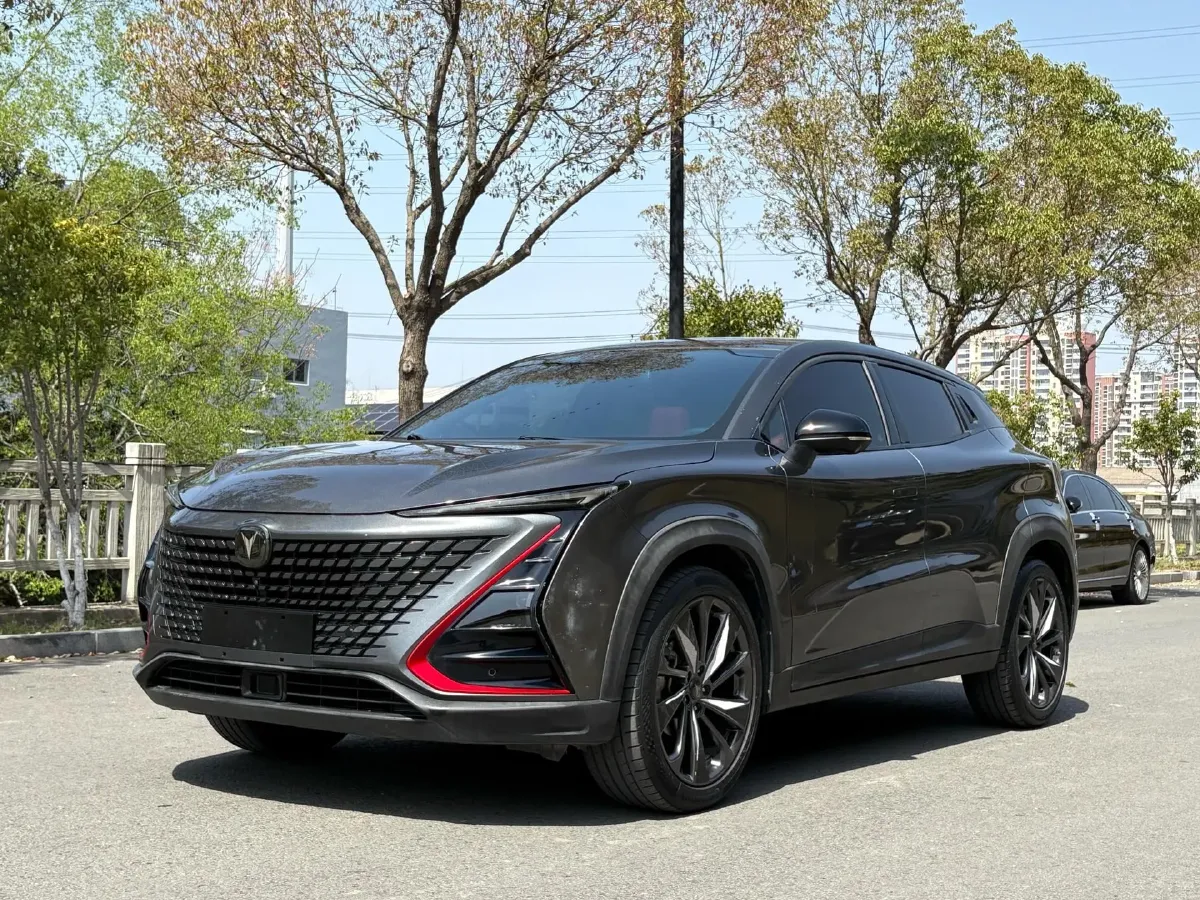 2020 ChangAn UNI-T 1.5T 180HP L4 7DCT,autocango,china used car exporter,china ev exporter,chinese used car exporter,chinese used ev exporter