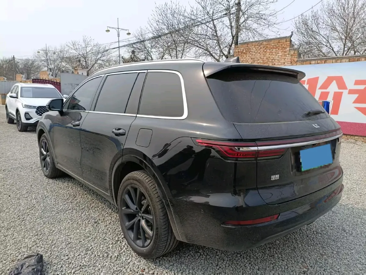 2021 Li ONE Range Extended 131HP REEV 40.5KWH,autocango,china used car exporter,china ev exporter,chinese used car exporter,chinese used ev exporter