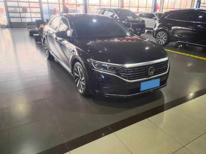 2022 Xpeng P7 BEV 60.2KWH,autocango,china used car exporter,china ev exporter,chinese used car exporter,chinese used ev exporter